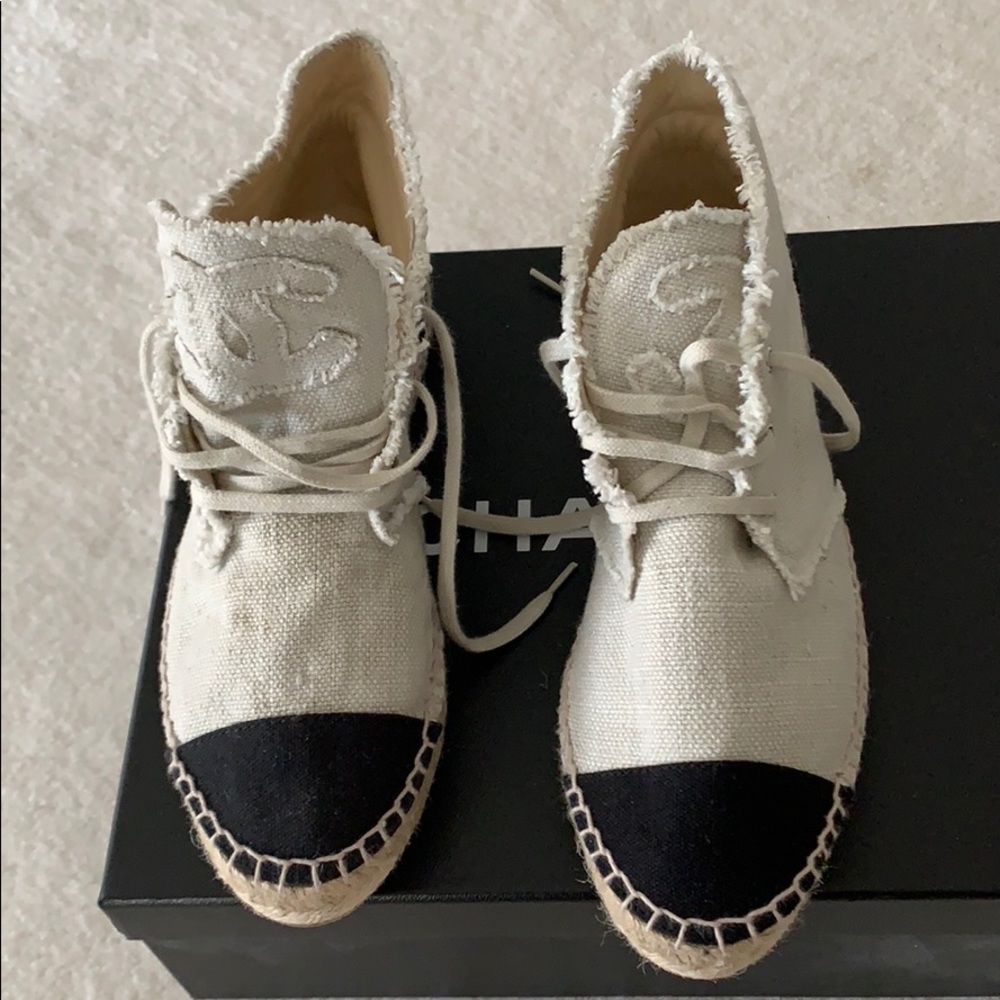 Chanel Espadrille sneakers size 38
